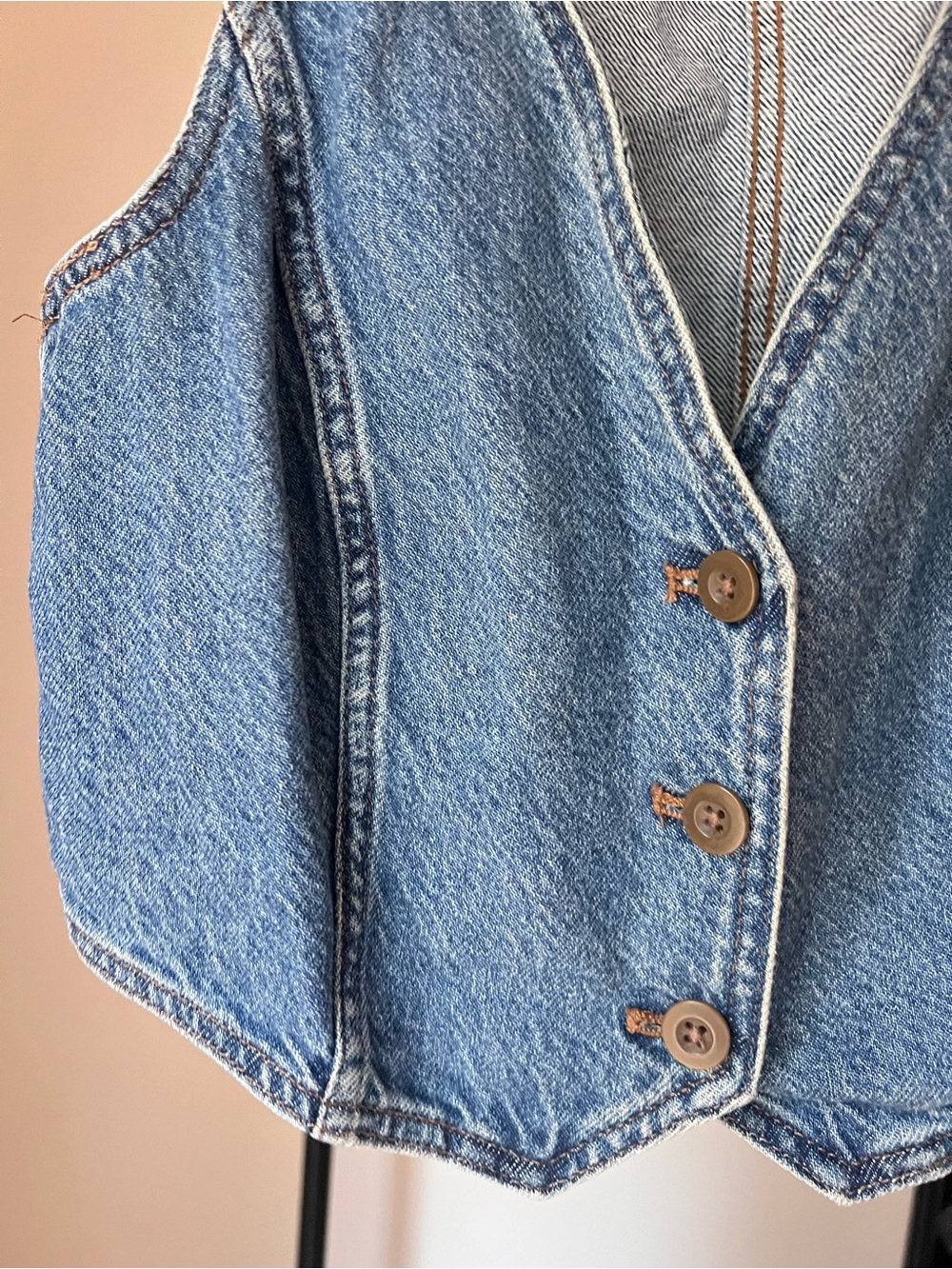 Madewell Denim Button Vest - Picture 2 of 3